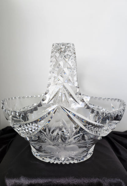 Large Diamond Cut Crystal Basket